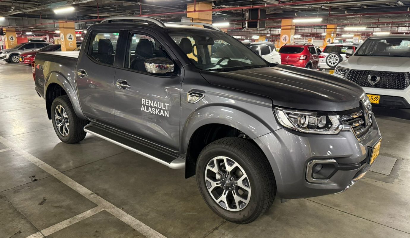 ALASKAN INTENS 4X4 2.5 AUT DIESEL