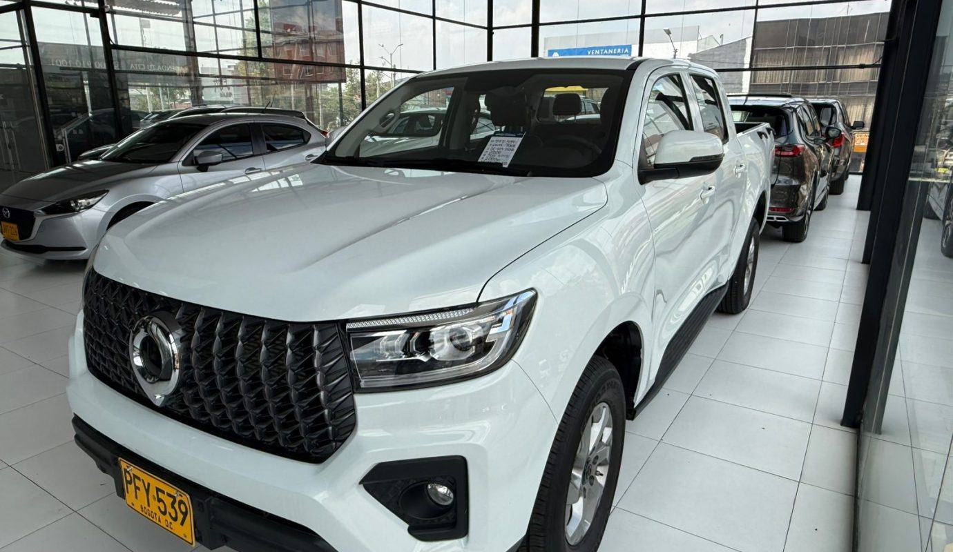 POER DOBLE CABINA 4X4 2.0 MEC DIESEL