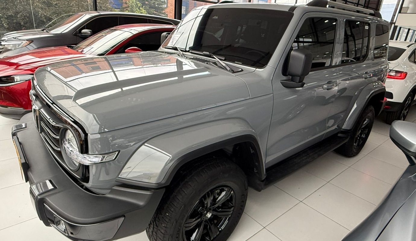TANK 300 HIBRYD 4X4 2.0 AUT GASOLINA